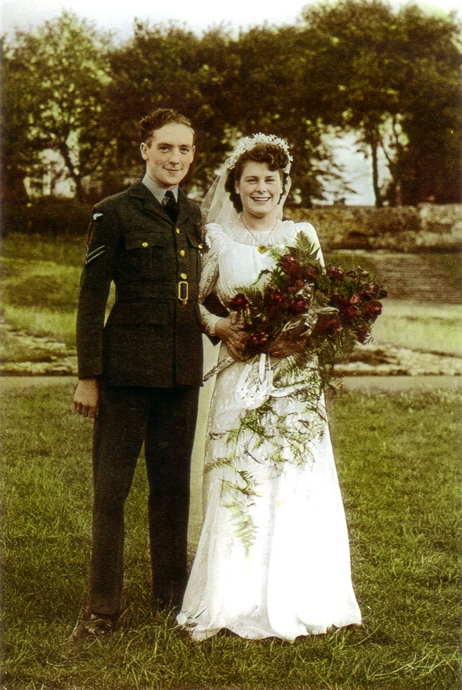 George and Joan Piggott on their wedding day